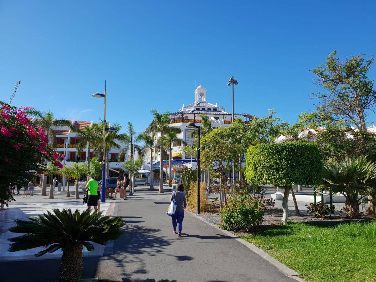 Studio Apartment No 1 Directly On The Beach And Sea, Terrace, Heated Pool, Wifi Плая де лас Америкас Екстериор снимка